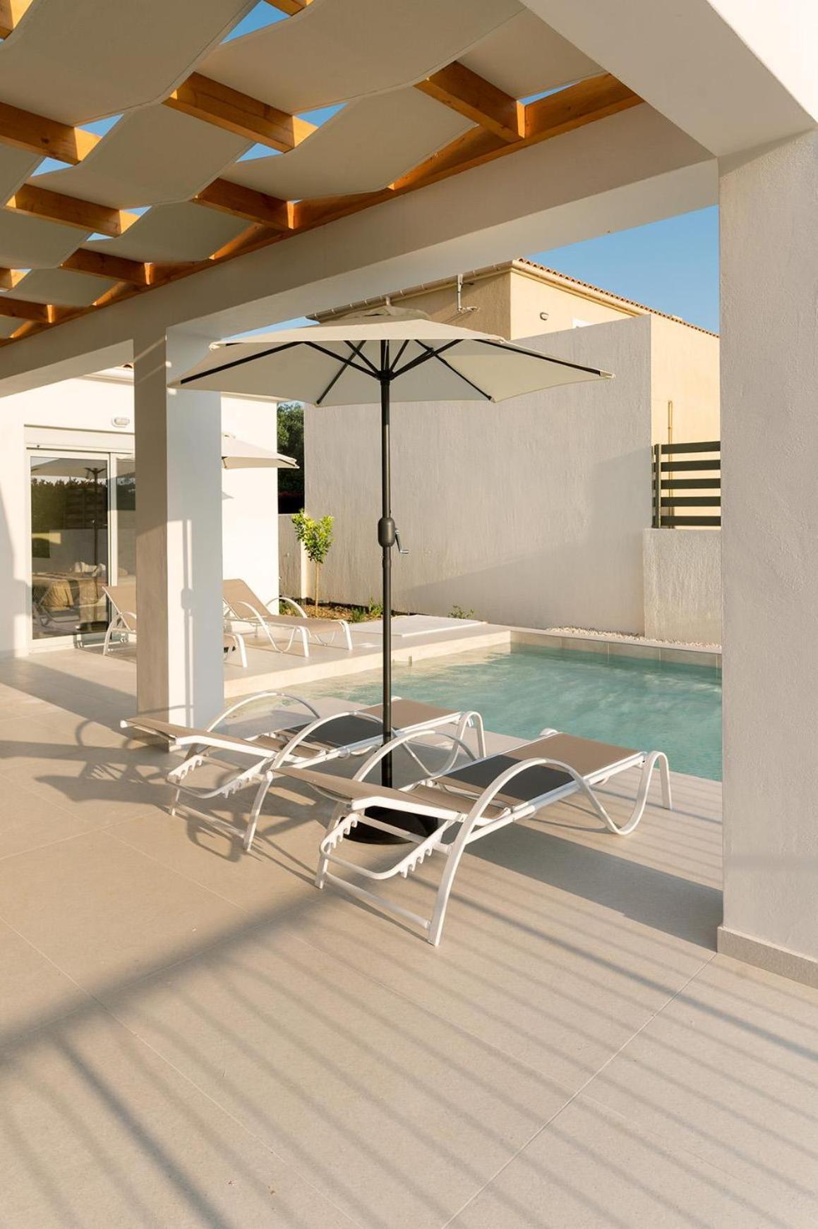 Villa Kira Trapezaki  Esterno foto